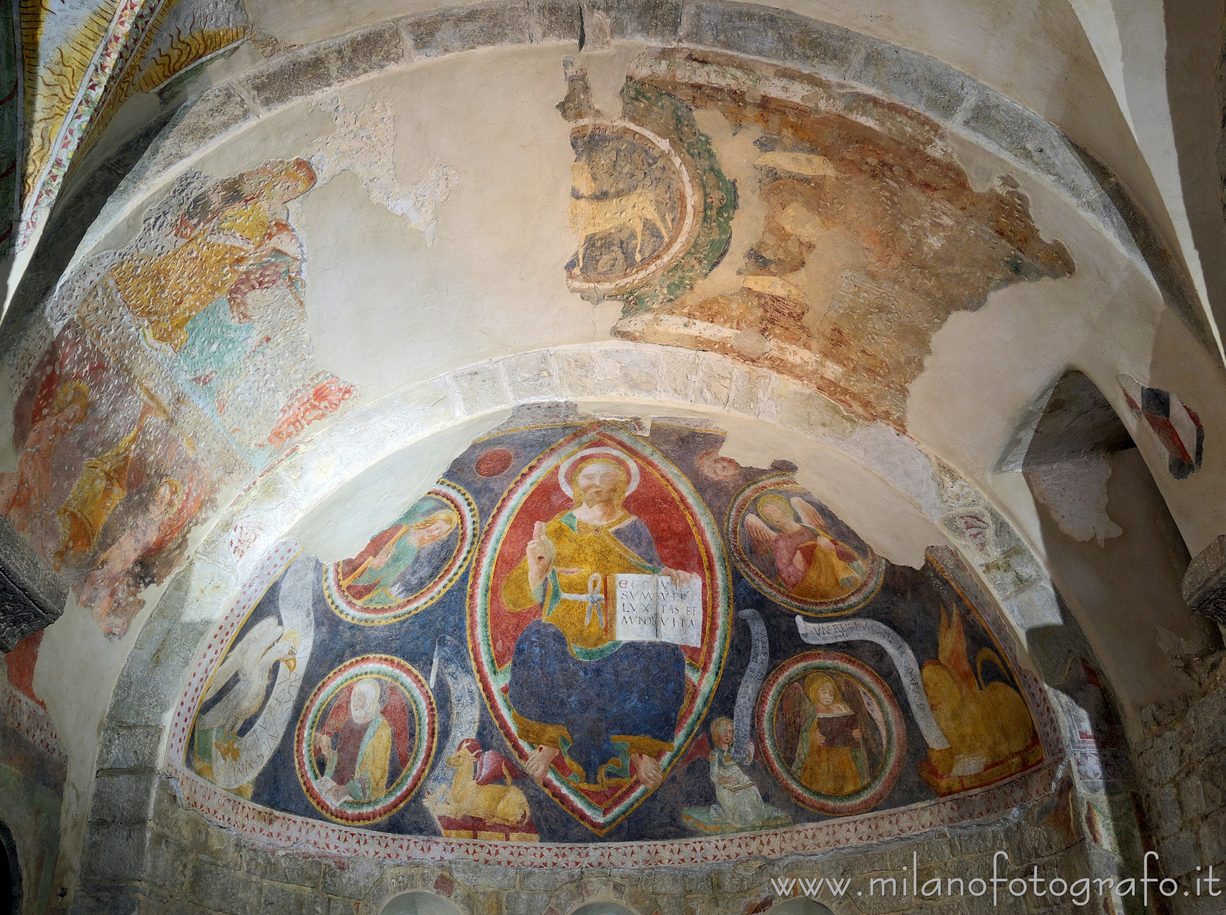 Sotto il Monte (Bergamo) - Affreschi dell'abside centrale  dell'Abbazia di Sant'Egidio in Fontanella